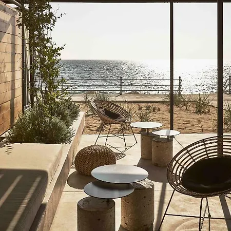 Dexamenes Seaside Ξενοδοχείο Κουρούτα