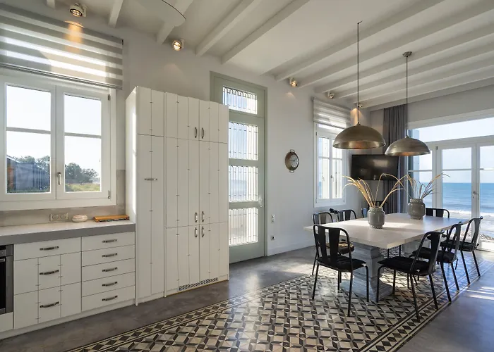 Dexamenes Seaside Κουρούτα