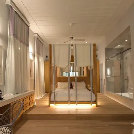 Szálloda Dexamenes Seaside 5*