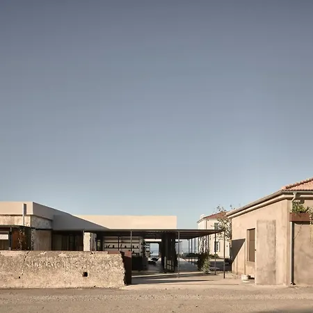 Dexamenes Seaside Szálloda 5*