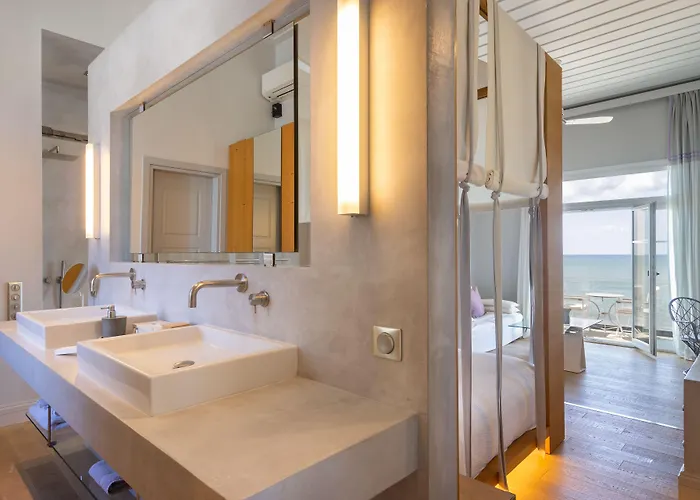 Hotel Dexamenes Seaside Kourouta